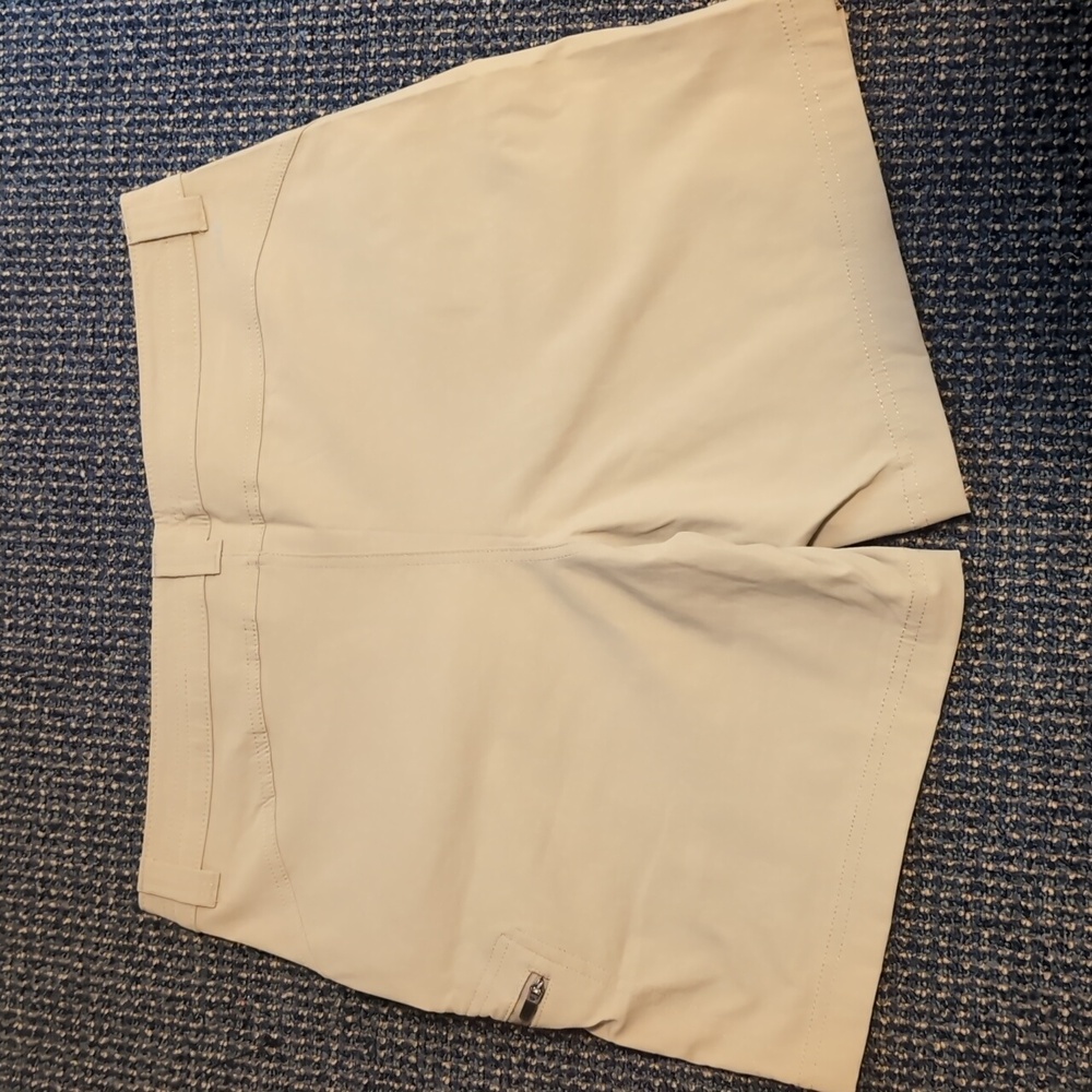 Eddie Bauer Rainer Stretch Tan Women's Shorts - Picture 2 of 2